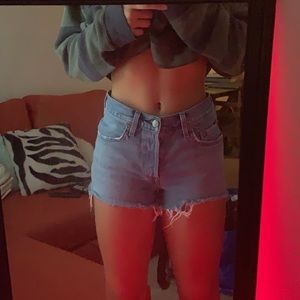 Levi jean shorts